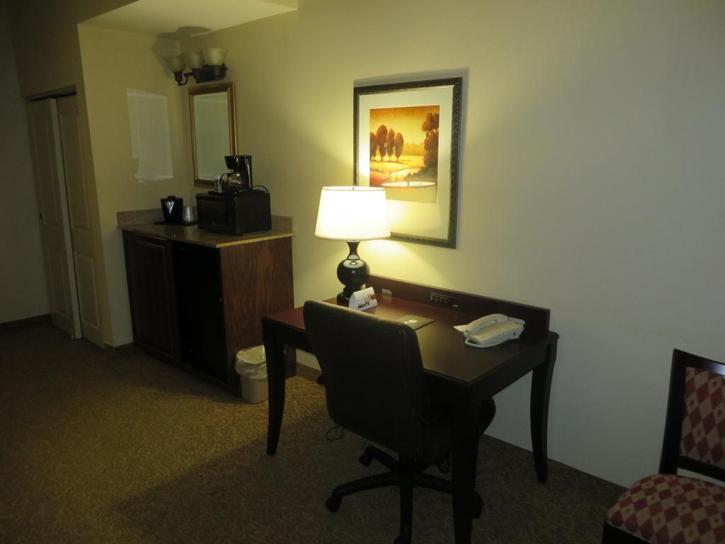 Country Inn & Suites By Radisson, Meridian, Ms Номер фото